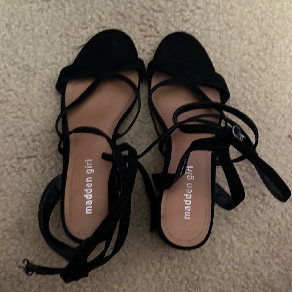 black short heels with strap